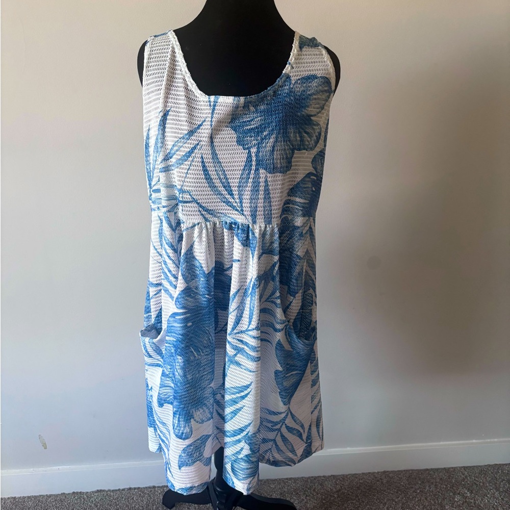 Swim cover up dress nwot